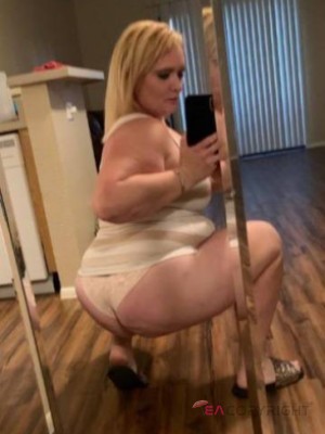 XlindseyX Phoenix, Arizona Escort, , Verified Adult Service Provider, Companion in United States