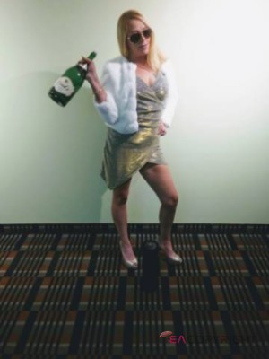 Queen.Bunni Houston, Texas Escort, , Verified Adult Service Provider, Companion in United States