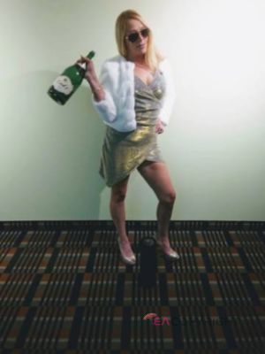 Queen.Bunni Houston, Texas Escort, , Verified Adult Service Provider, Companion in United States