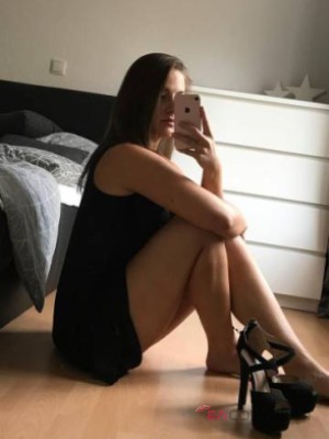 Redithababy Charlotte, North Carolina Escort, Pornstar, DUO, Couple, Massage, Verified Adult Service Provider, Companion in United States