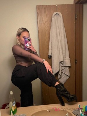 Bellaslurpytop Philadelphia, Pennsylvania Escort, BDSM, DUO, Couple, Verified Adult Service Provider, Companion in United States
