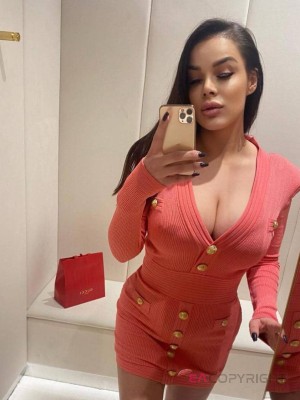 Kerrialuxe Perpignan Escort, BDSM, DUO, Couple, Massage, Verified Adult Service Provider, Companion in France