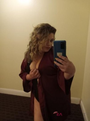 Escort-ads.com | Profile picture for escort Ashlynn16