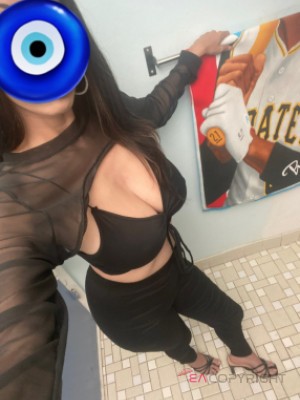 QueenHarley Miami, Florida Escort, , Verified Adult Service Provider, Companion in United States