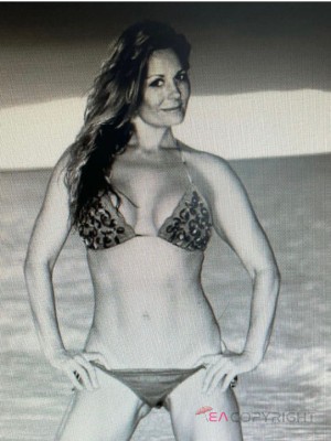SingleLady Los Angeles, California Escort, , Verified Adult Service Provider, Companion in United States