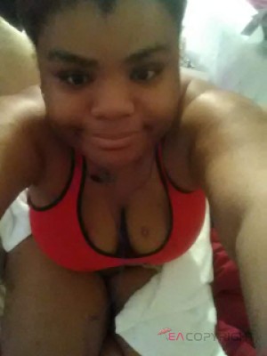 Escort-ads.com | Profile picture for escort SexyRed42