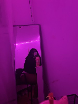 Sexyysamyy Montreal Escort, , Verified Adult Service Provider, Companion in Canada