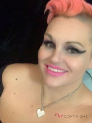 Escort-ads.com | Profile picture for escort GinaGloryholeGoddess