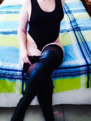 Escort-ads.com | Profile picture for escort LarissaDia