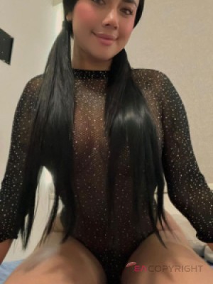 Escort-ads.com | Profile picture for escort Mia Gutierrez