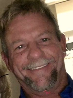 Escort-ads.com | Profile picture for member MadManMichael