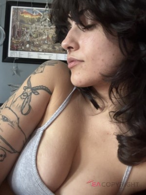 hilapersa29 Montreal Escort, , Verified Adult Service Provider, Companion in Canada