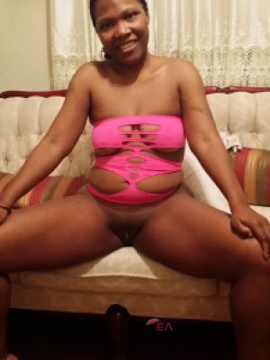 Christinaaxx  Boston, Massachusetts Escort, Pornstar, Couple, Verified Adult Service Provider, Companion in United States