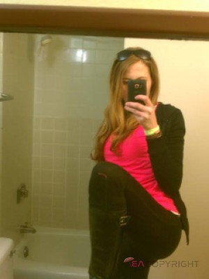 Trinity/Sexy Red  Columbia, South Carolina Escort, , Verified Adult Service Provider, Companion in United States