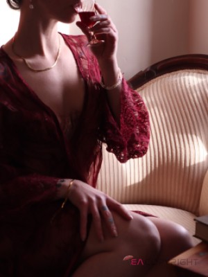Leah Lorette Portland, Maine Escort, BDSM, Verified Adult Service Provider, Companion in United States