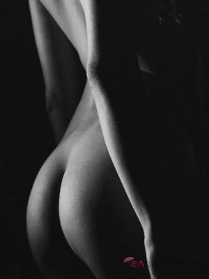 Escort-ads.com | Profile picture for agency Under30