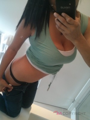 BriannaPetiiite Vancouver Escort, , Verified Adult Service Provider, Companion in Canada