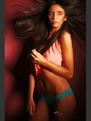 iris_4 Bucharest Escort, DUO, Massage, Verified Adult Service Provider, Companion in Romania