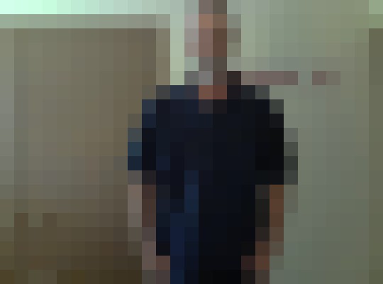 Escort-ads.com | Blurred background picture for member kansasteve