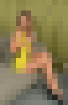 Escort-ads.com | Blurred background picture for escort Hot Klara