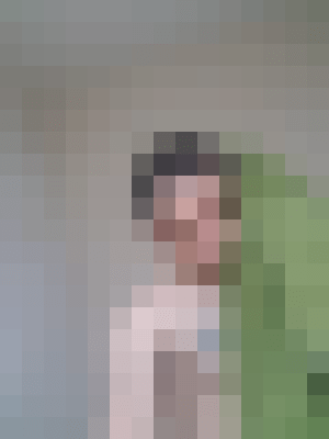 Escort-ads.com | Blurred background picture for member King69