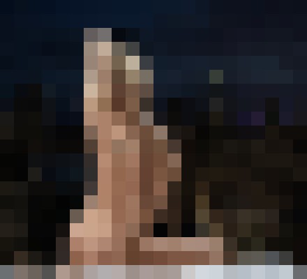 Escort-ads.com | Blurred background picture for escort Amelia Lorette