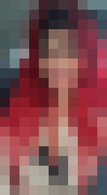 Escort-ads.com | Blurred background picture for escort HunnyCoco