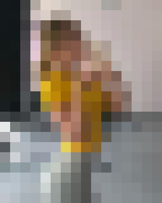 Escort-ads.com | Blurred background picture for escort Nikki22