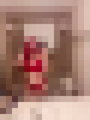 Escort-ads.com | Blurred background picture for escort Savvy