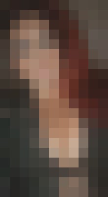 Escort-ads.com | Blurred background picture for escort Dee87
