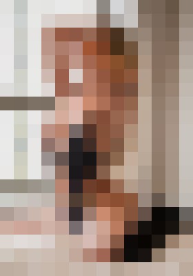 Escort-ads.com | Blurred background picture for escort Sisko