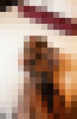 Escort-ads.com | Blurred background picture for escort The Midwest Vixen