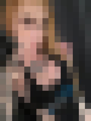 Escort-ads.com | Blurred background picture for escort AmberRae92