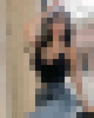 Escort-ads.com | Blurred background picture for escort YOYO88