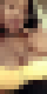 Escort-ads.com | Blurred background picture for escort Asshantii