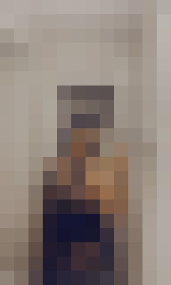 Escort-ads.com | Blurred background picture for escort QueenCream