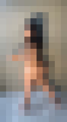 Escort-ads.com | Blurred background picture for escort Lindafine