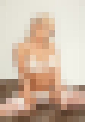 Escort-ads.com | Blurred background picture for escort SweetAubree