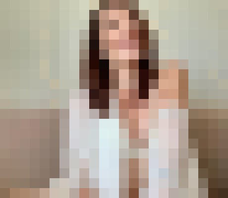 Escort-ads.com | Blurred background picture for escort Aliciaa