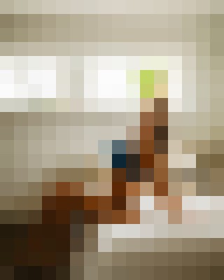 Escort-ads.com | Blurred background picture for escort Kandee Apple