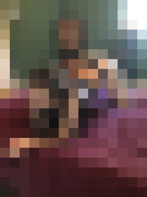 Escort-ads.com | Blurred background picture for escort Kaela from Cali