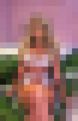 Escort-ads.com | Blurred background picture for agency HELENİST