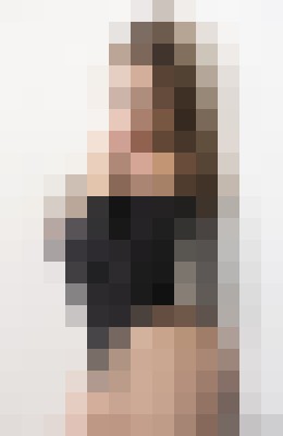 Escort-ads.com | Blurred background picture for escort LindaHadi