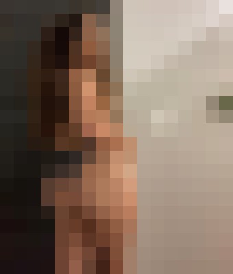 Escort-ads.com | Blurred background picture for escort Josiebae