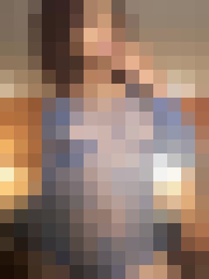 Escort-ads.com | Blurred background picture for escort Seymone Michelle