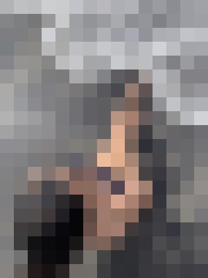 Escort-ads.com | Blurred background picture for escort Queen88