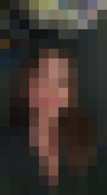 Escort-ads.com | Blurred background picture for escort Ennybear03