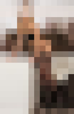 Escort-ads.com | Blurred background picture for escort Emma