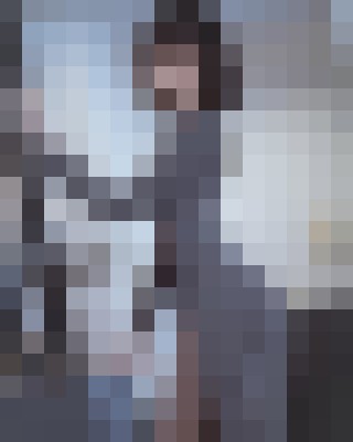 Escort-ads.com | Blurred background picture for agency tokyoescortstars
