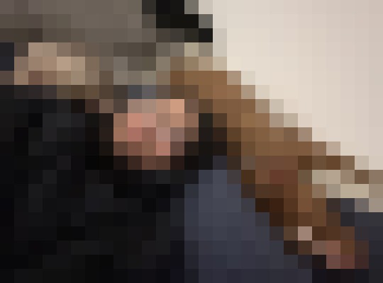 Escort-ads.com | Blurred background picture for member PandaN9ne